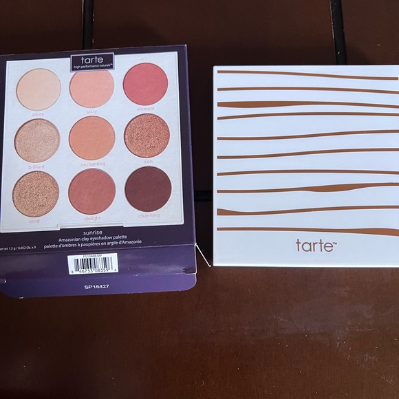 🎨TARTE AMAZONIAN CLAY EYESHADOW PALETTE - Picture 3 of 6